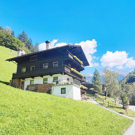 Pretty Holiday Home In Mayerhofen With Balcony Майрхофен Экстерьер фото